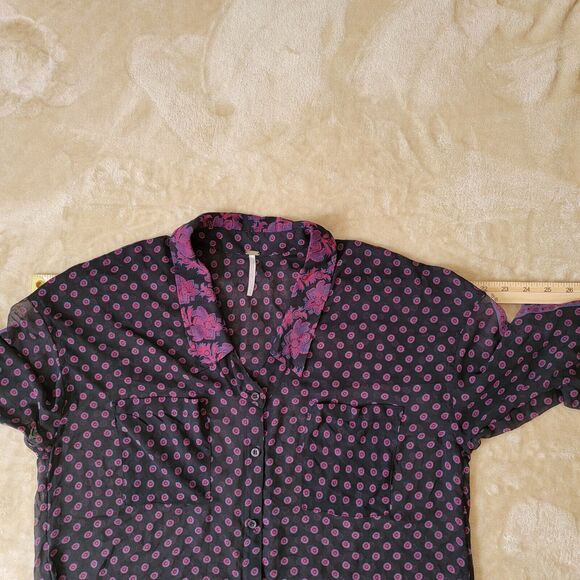 Free People Black Floral Button Blouse Long Sleeves Pockets Semi Sheer XS Hi Low - Picture 6 of 12